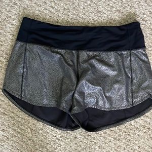 Gently used lulu shorts